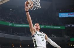 九游app下载地址-包含尼克逆转雄鹿，安东尼詹皇再度展现总冠军气质的词条