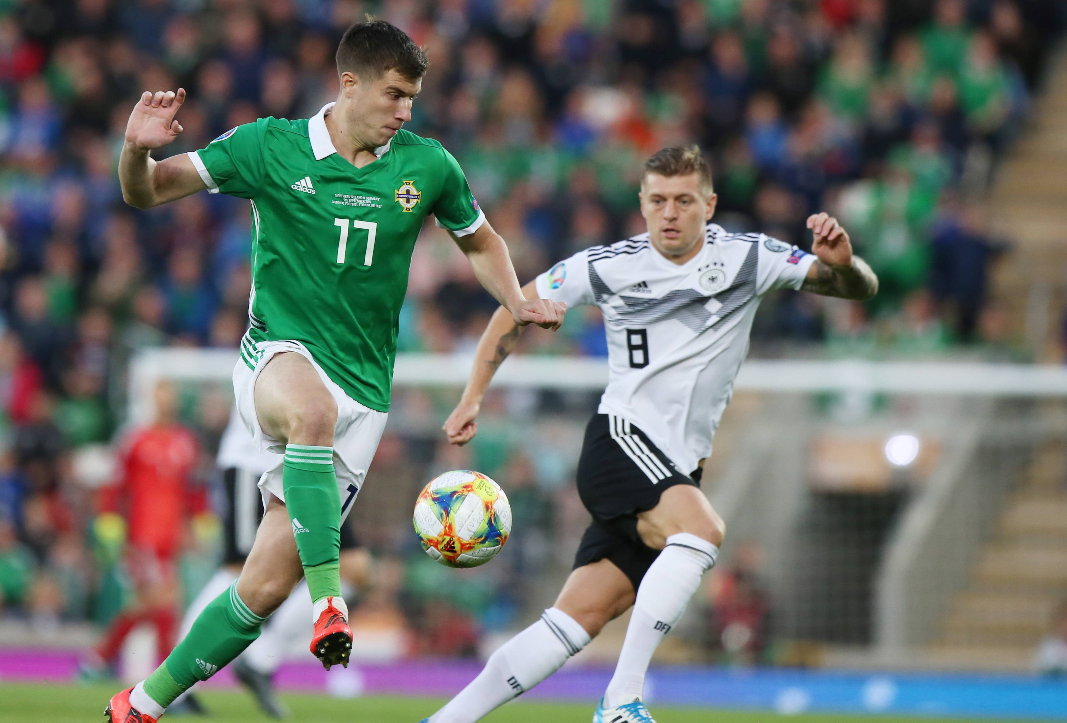 爱尔兰队主场大胜，提升排名的简单介绍