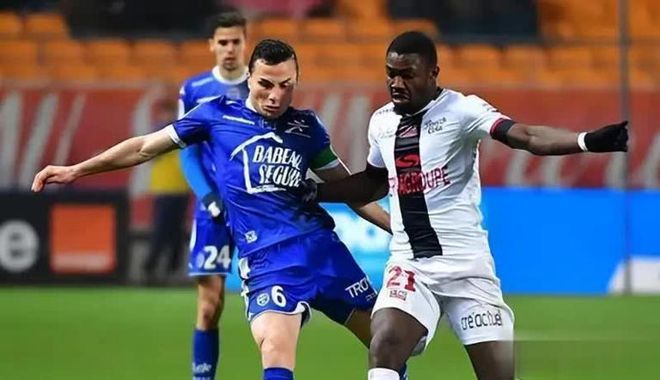 包含亚眠主场战平,保持稳健表现的词条 包含亚眠主场战平,保持稳健表现的词条